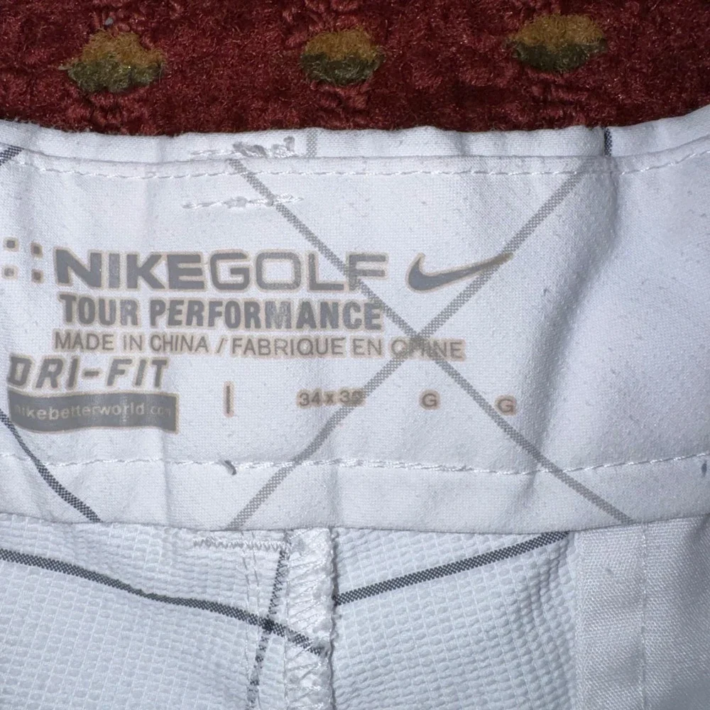 Nike Golf Shorts Mens 34 White Grey Excellent Dri-FIT Windowpane Check Plaid